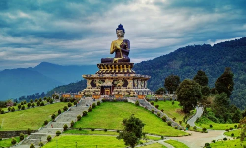 Pelling - Scenic Beauty and Historical Sites